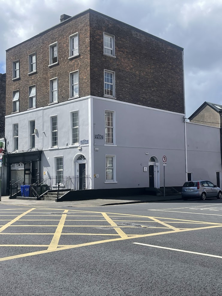 Exterior Painting & Renovation